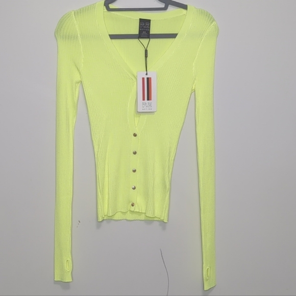 ✨Brand new Alignment Long Sleeve Knit in Safety Yellow✨ - Picture 2 of 5